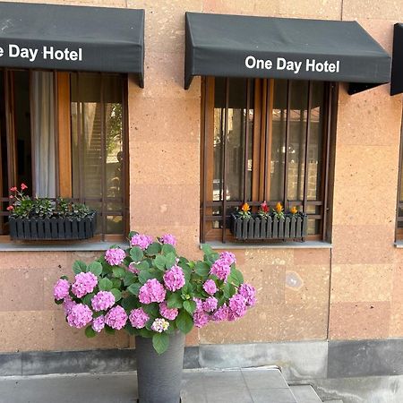 One Day Hotel Ereván Exterior foto